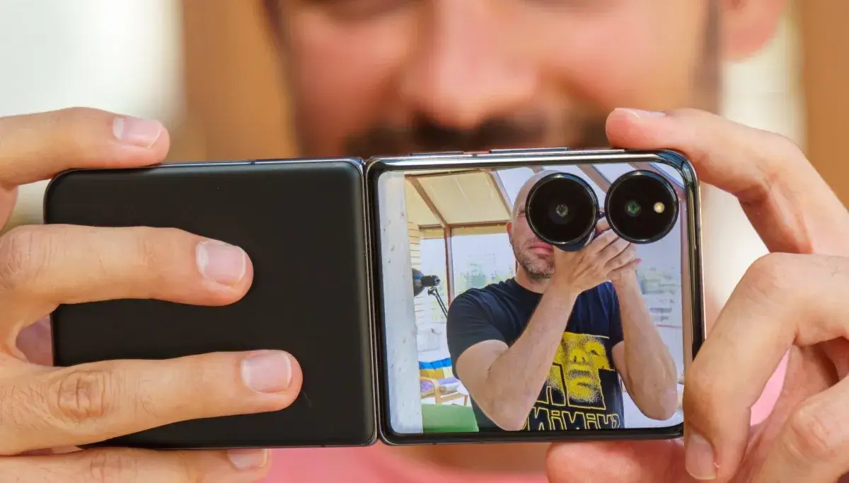 Xiaomi Mix Flip 2
